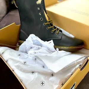 Dr Martens tehani noir